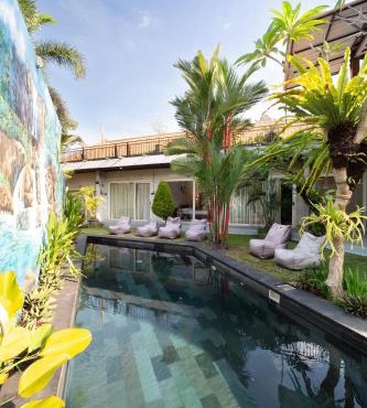 SESEH Guesthouse I CoWorking I Pool & Kitchen in Munggu