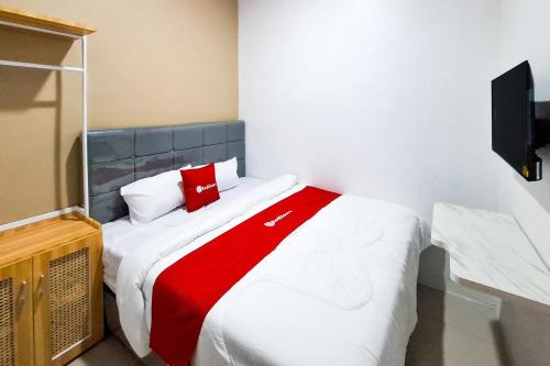 RedDoorz Syariah near UNIMUS 3 SEMARANG in Candi