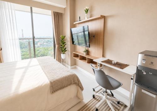 Transpark Cibubur by 21room