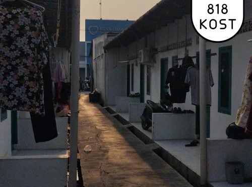 818 Kost Mas Ncun in Karawang