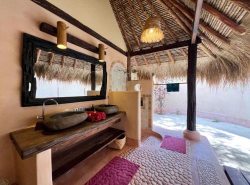 Gili Asahan Eco Lodge & Restaurant