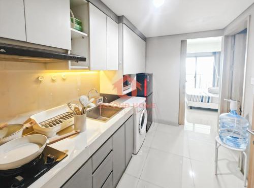 Modern 1BR Embarcadero Apt Bintaro Pool and Gym