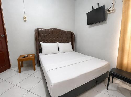 Hotel O near Pantai Manggar formerly Refah Guest House