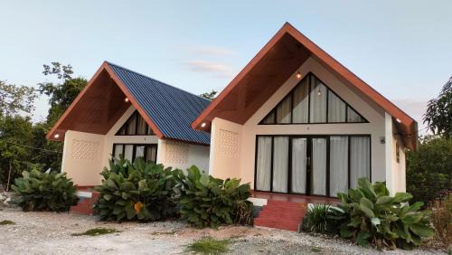 Adara Villa in Waha