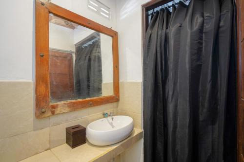 Urbanview Hotel Arta Guna Casa 2 in Denpasar