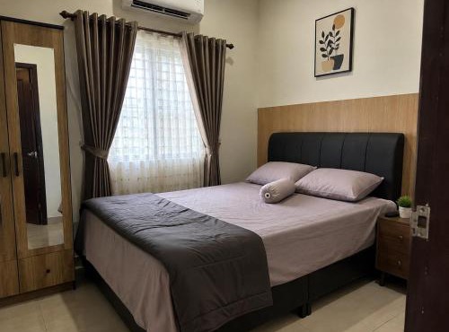 Priyadi Apina guest house in Probolinggo