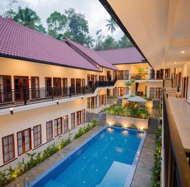 Mulya Hotel in Pronojiwo