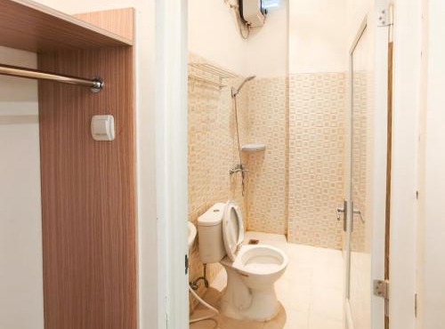 JENGGO Riverside Mitra RedDoorz near Kampung Inggris Pare in Pare