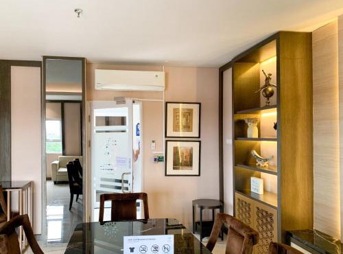Urbanview Hotel at Suncity Residence Apartemen Sidoarjo