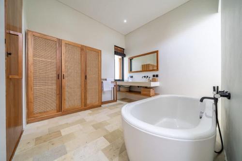 The White Haven Modern Luxury Unveiled 4BR Villa in Seminyak