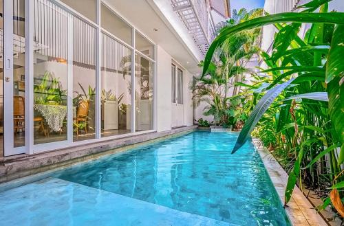 Modern 3BDR Villa - Central Canggu - Walk to Finns & Atlas Beach Club in Canggu