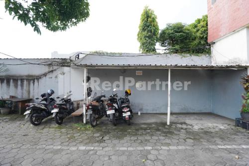 Nirvana Inn Gejayan Yogyakarta mitra RedDoorz in Yogyakarta