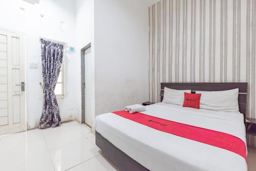 RedDoorz near UIN Sumatera Utara Medan