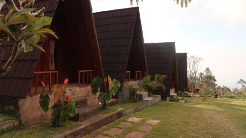 Warung Dharly & Puncak Giri Nature Glamping