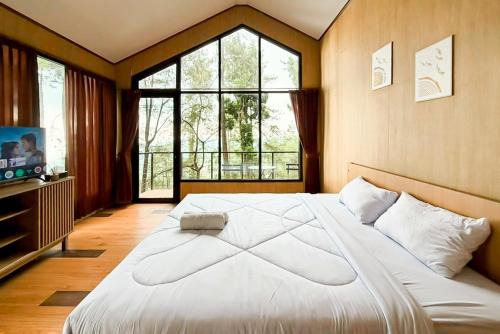 Tenggir Park Cottage and Glamping Tawangmangu in Tawangmangu