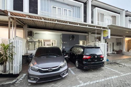 Tulip Syariah RedPartner near T2 Juanda Airport in Gabung