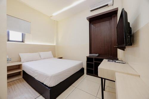 Hotel C18 at Cibaduyut Mitra RedDoorz