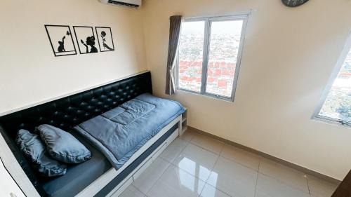 3BRplus Sudirman Suites Apartemen by Your Home