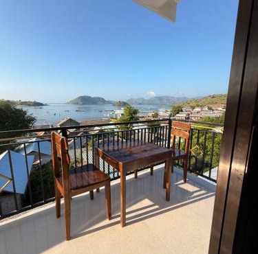 Dua Putri Komodo Homestay in Komodo