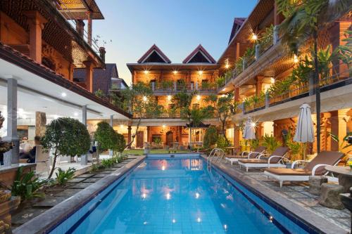 Lumbung Sari Hotel Legian in Legian