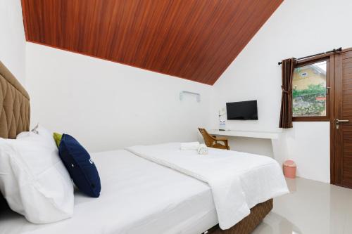 Urbanview Hotel Nerine's Glamping Village Cipanas by RedDoorz