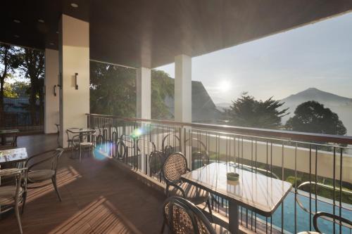 Luwansa Hotel and Convention Center Manado