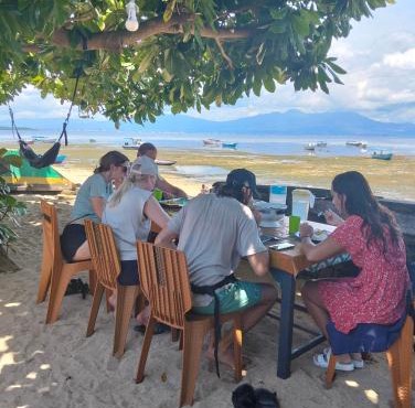 Bunaken Coral Homestay in Bunaken