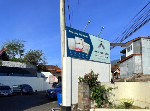 Urbanview Hotel Ling near Jawa Timur Park 2