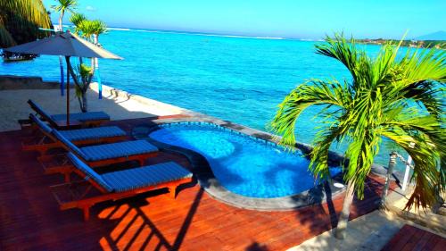 Double'A beach house