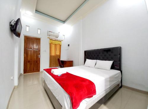 Harmony House Syariah near Alun Alun Pati Mitra RedDoorz in Pati