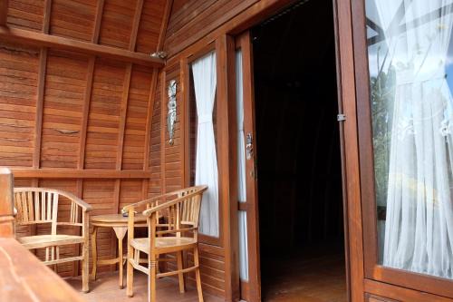 Kibu Kauh Sunrise Cottage in Nusa Penida