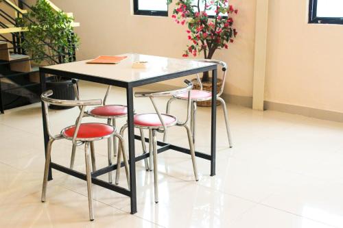 Intech Hostel in Bandung