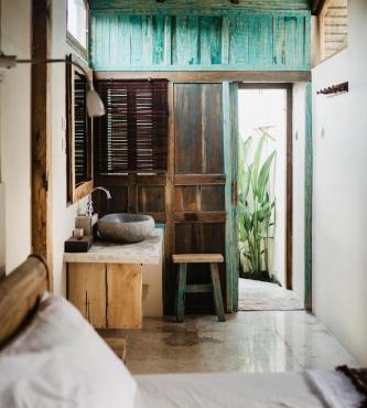 Kalyssa Beach Bungalows