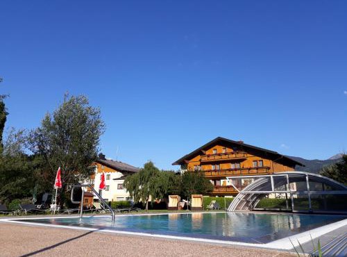 Landhotel Häuserl im Wald in Gröbming